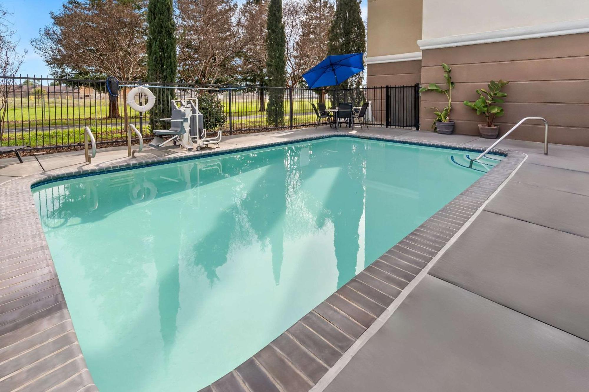 Comfort Suites Clovis Ngoại thất bức ảnh
