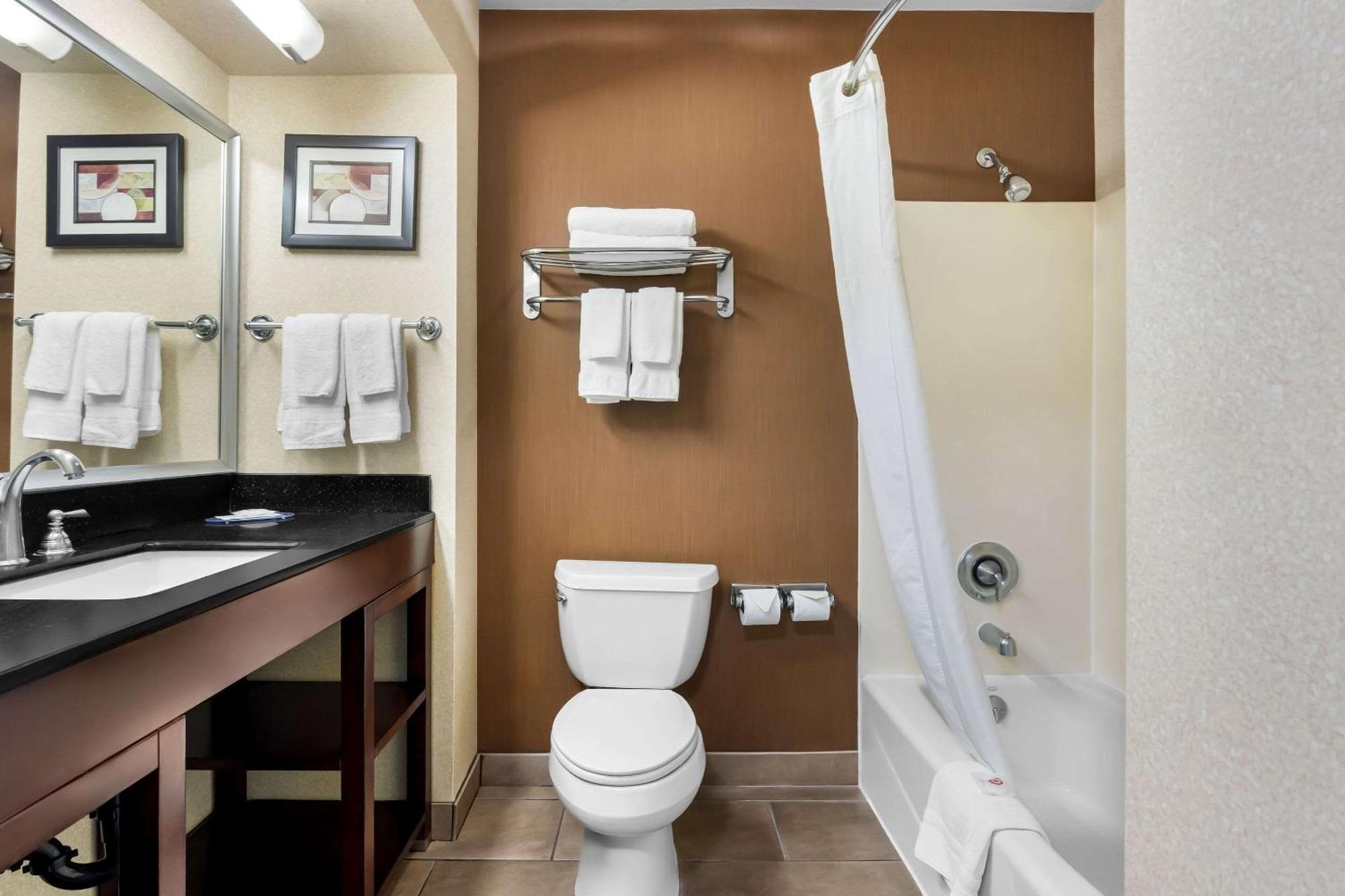 Comfort Suites Clovis Ngoại thất bức ảnh