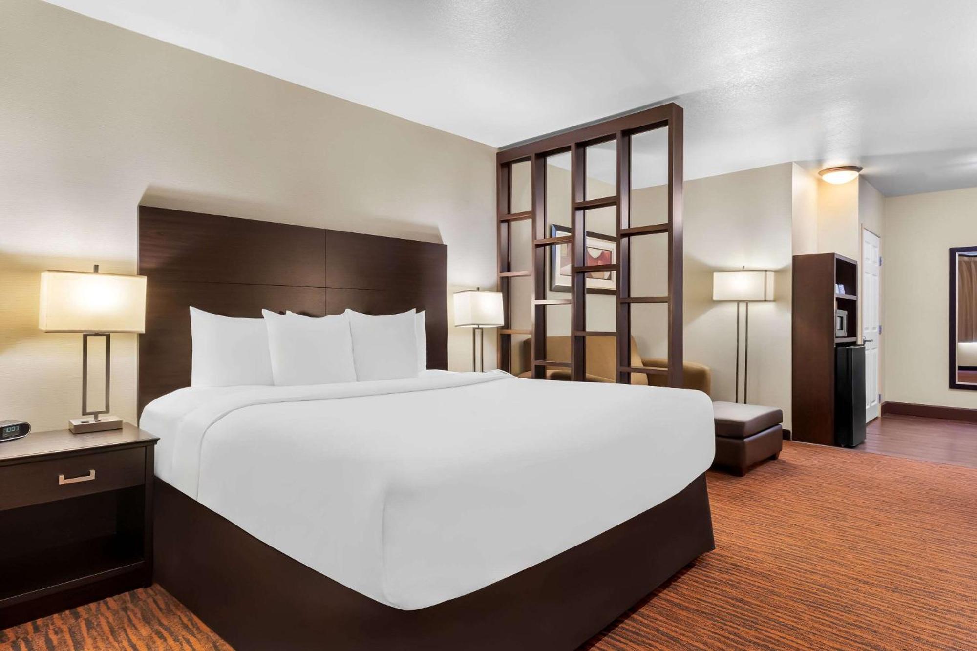 Comfort Suites Clovis Ngoại thất bức ảnh